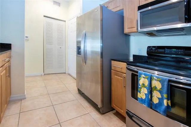 $399,000 | 1064 North Tamiami Trail, Unit 1209, Sarasota, FL 34236