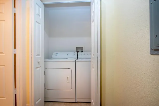 $399,000 | 1064 North Tamiami Trail, Unit 1209, Sarasota, FL 34236