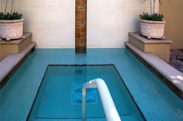 $399,000 | 1064 North Tamiami Trail, Unit 1209, Sarasota, FL 34236