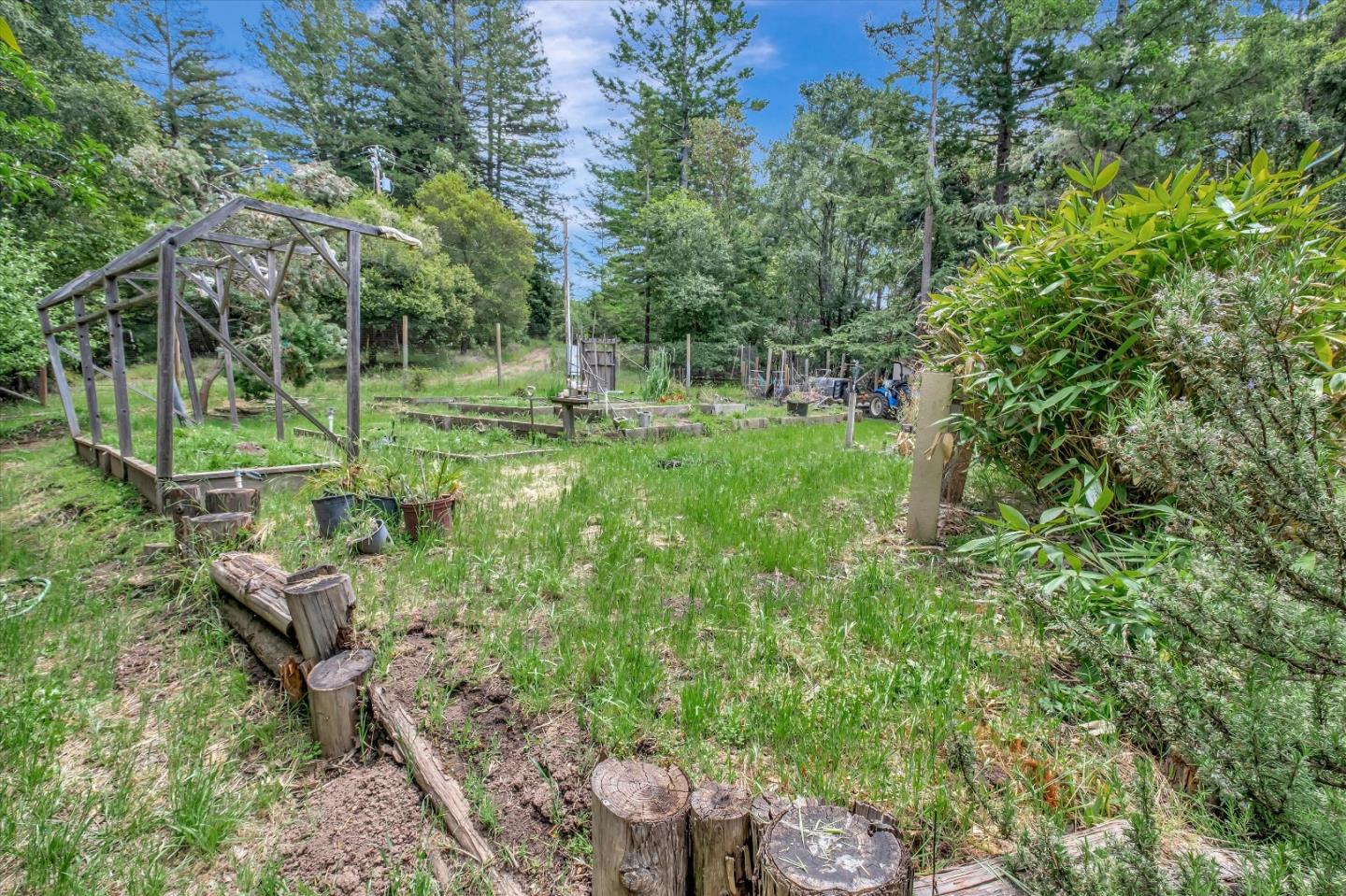 1383 Amaya Ridge Road Los Gatos, CA 95033 - Photo 30 of 36 Gallery Image 30