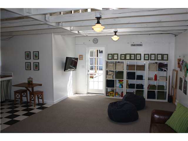 874 Arden Drive Encinitas, CA 92024 - Photo 11 of 14 Inside Back Cottage