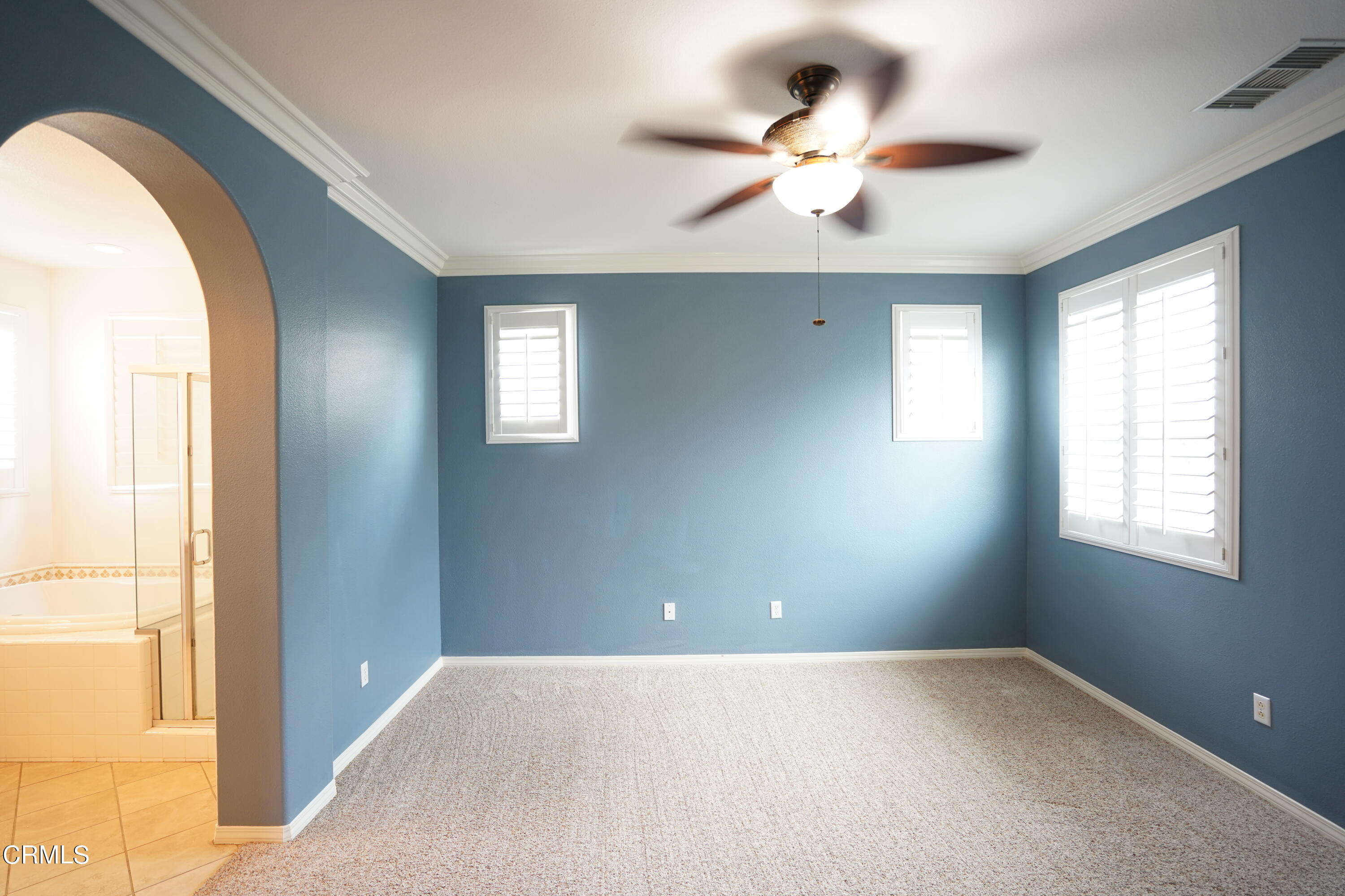 341 Spring Park Road Camarillo, CA 93012 - Photo 13 of 43 a view of an empty room with a window