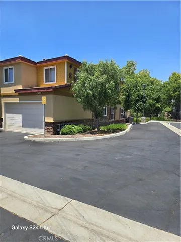 $3,000 | 1510 Orange Avenue, Unit 807, Redlands, CA 92373