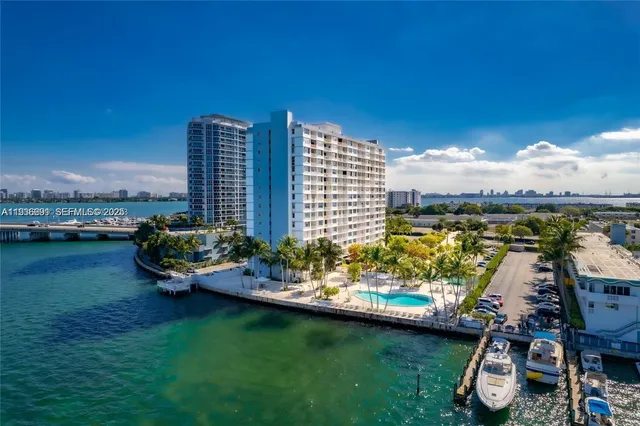 $2,100 | 1865 79th Street Causeway, Unit 10M, North Bay Village, FL 33141