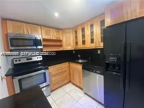 $2,100 | 1865 79th Street Causeway, Unit 10M, North Bay Village, FL 33141