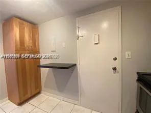 $2,100 | 1865 79th Street Causeway, Unit 10M, North Bay Village, FL 33141