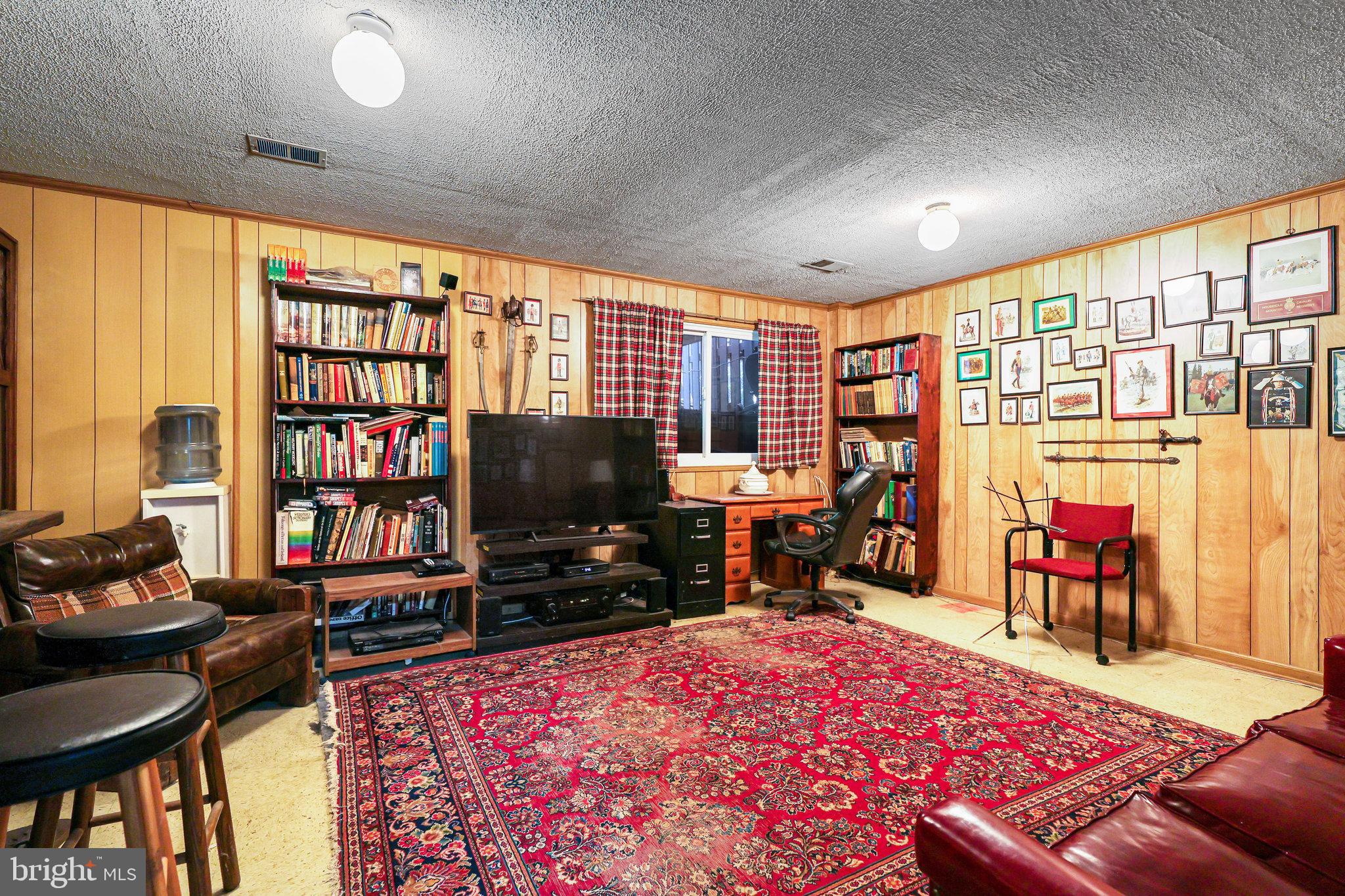 7228 Evanston Road Springfield, VA 22150 - Photo 8 of 11 Gallery Image 8