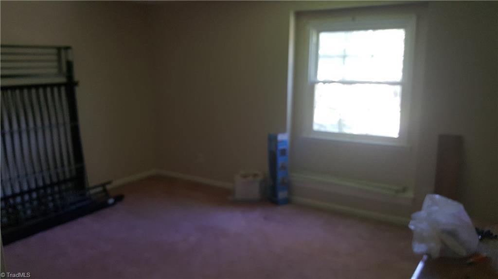 3204 Dillon Road Jamestown, NC 27282 - Photo 7 of 13 Gallery Image 7