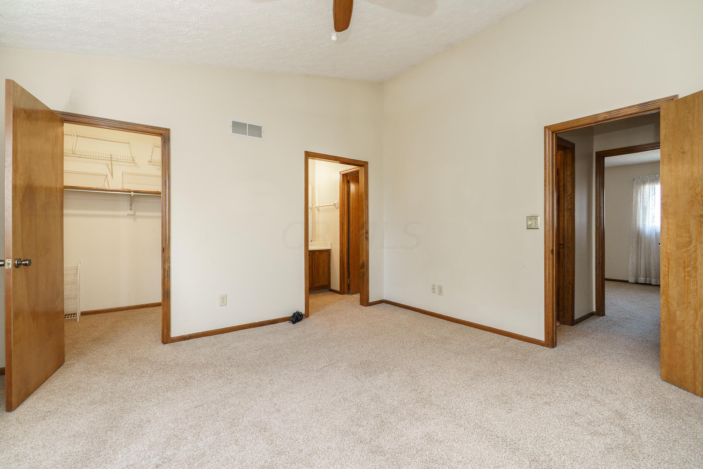 5277 Ruthton Road, Unit 22 Columbus, OH 43220 - Photo 19 of 33 5277 Ruthton Rd-34
