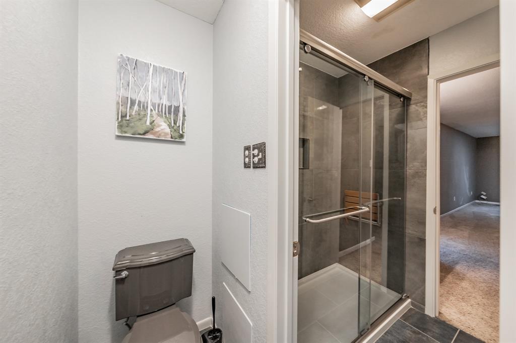 6901 Blake Drive Arlington, TX 76001 - Photo 32 of 40