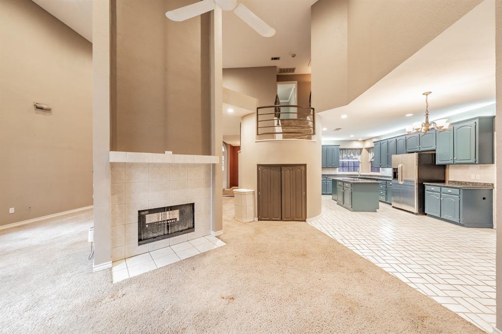 6901 Blake Drive Arlington, TX 76001 - Photo 10 of 40