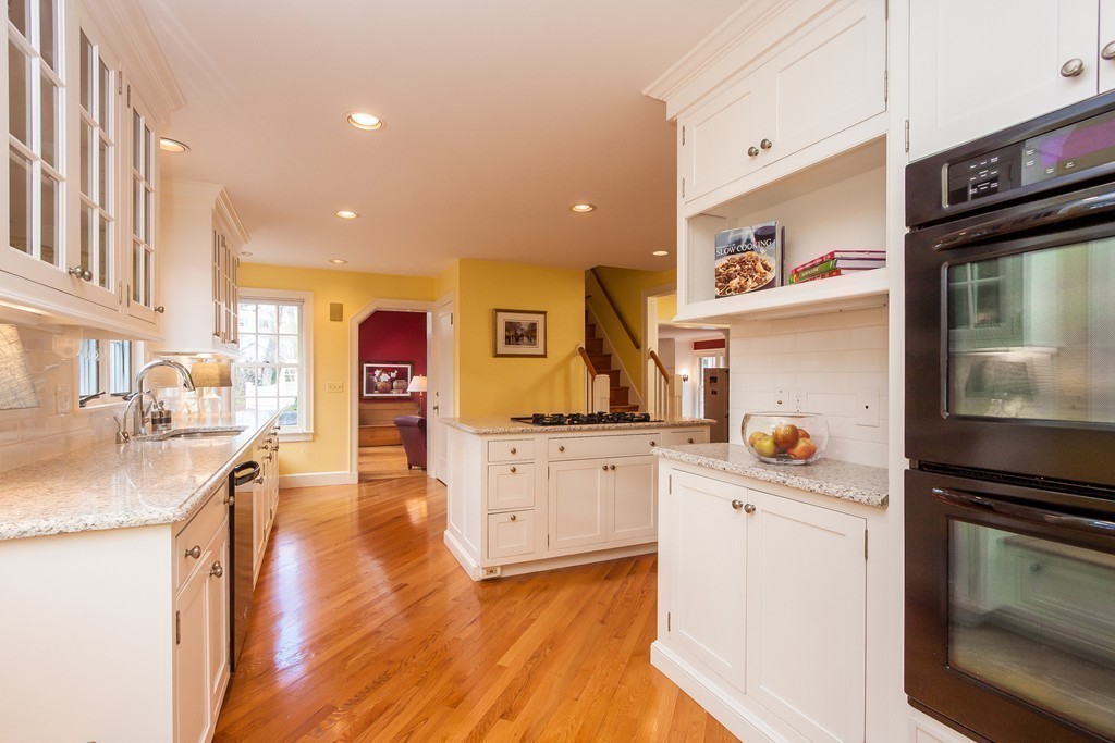 222 Farmington Road Longmeadow, MA 01106 - Photo 8 of 30 Gallery Image 8