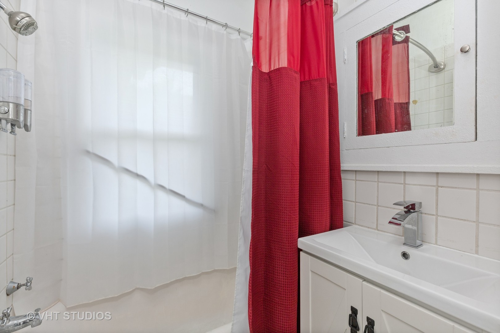 310 Gertrude Street Elgin, IL 60123 - Photo 8 of 12