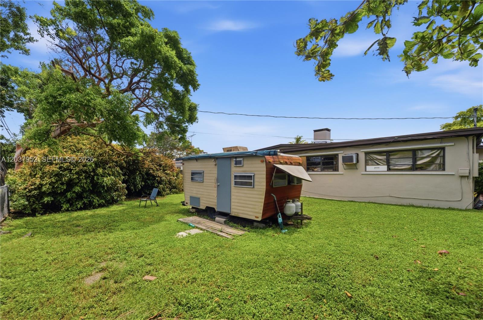 20525 Jacaranda Road Cutler Bay, FL 33189 - Photo 22 of 33