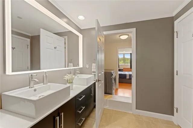 $419,000 | 1 Tupperware Drive, Unit 226, North Smithfield, RI 02896