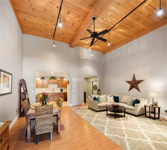 $419,000 | 1 Tupperware Drive, Unit 226, North Smithfield, RI 02896