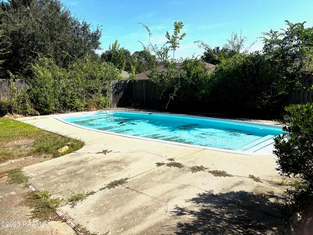 $185,000 | 113 Valencia Drive, Lafayette, LA 70506