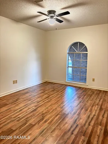 $185,000 | 113 Valencia Drive, Lafayette, LA 70506