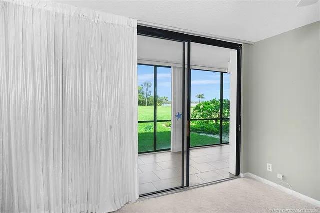 $299,000 | 3482 Northeast Causeway Boulevard, Unit 2101, Jensen Beach, FL 34957