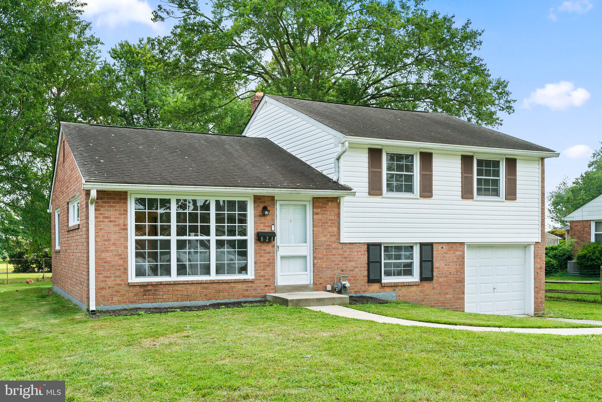 628 Vernon Road Springfield, PA 19064 - Photo 2 of 48