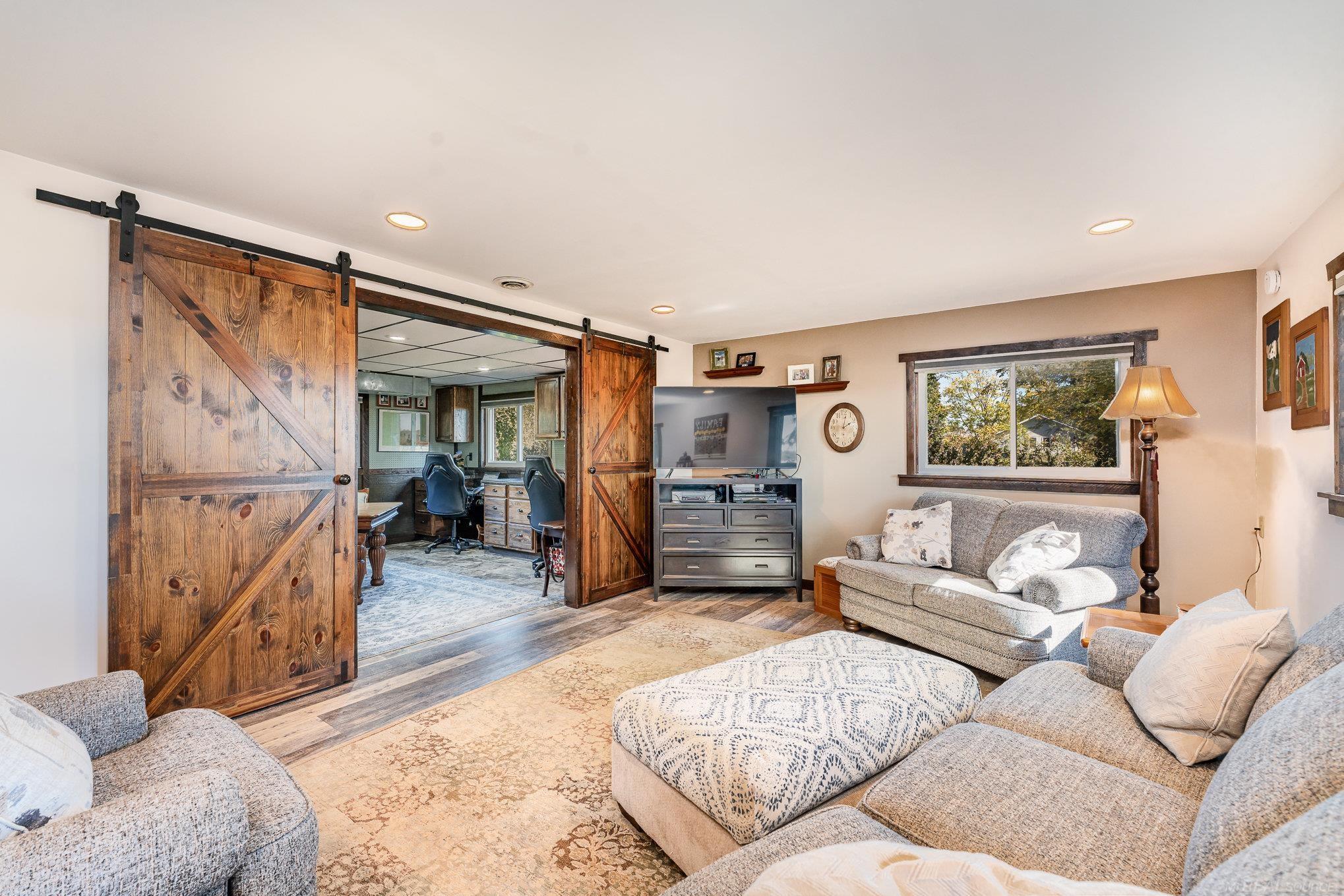 13684 Geddes Road Hemlock, MI 48626 - Photo 29 of 41 50157833-b1d1a749-88b0-4a96-86d0-d0cabfa17eed.JPG