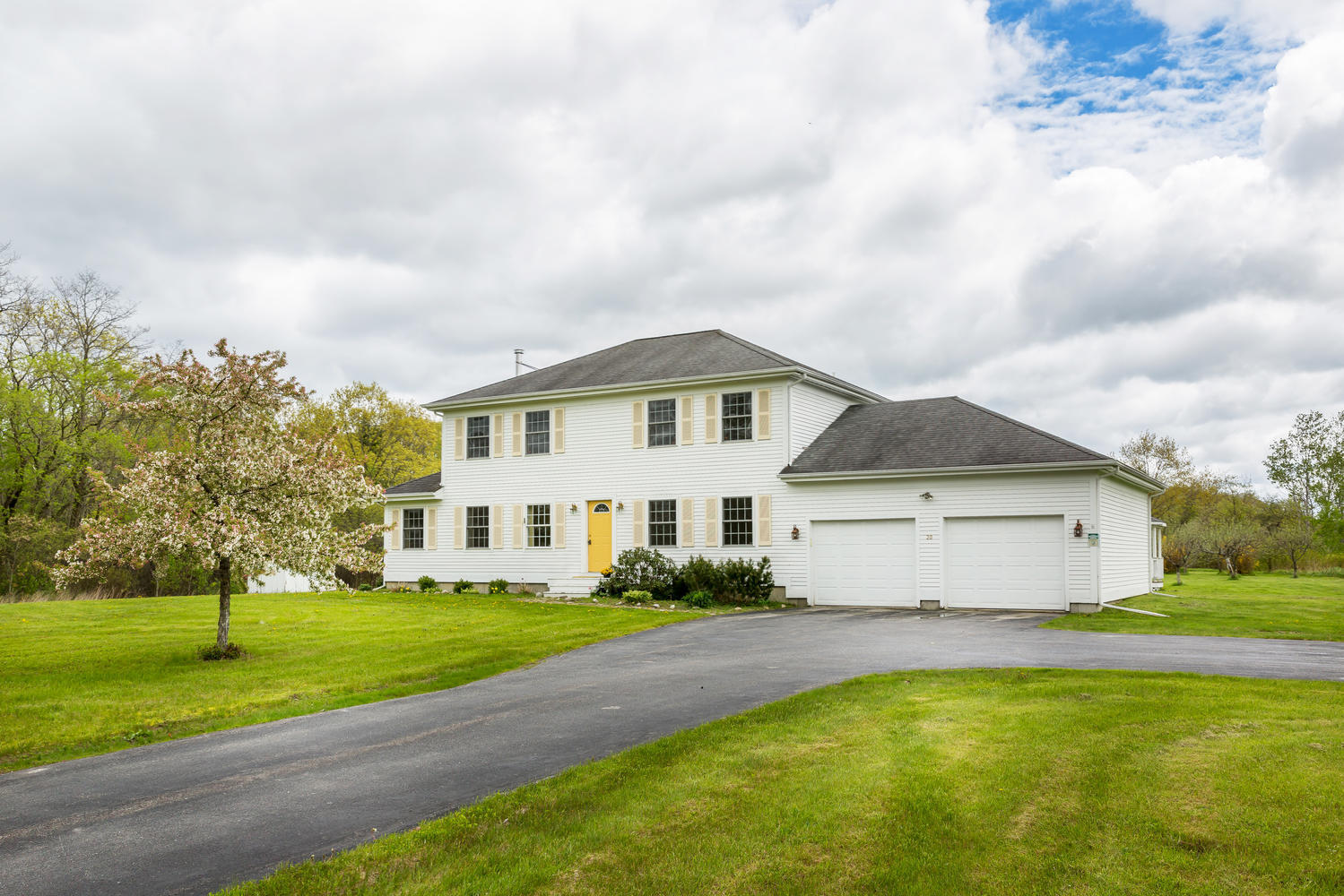20 Leighton Road Falmouth, ME 04105 - Photo 1 of 34 20 Leighton Rd Falmouth ME-large-001-45-