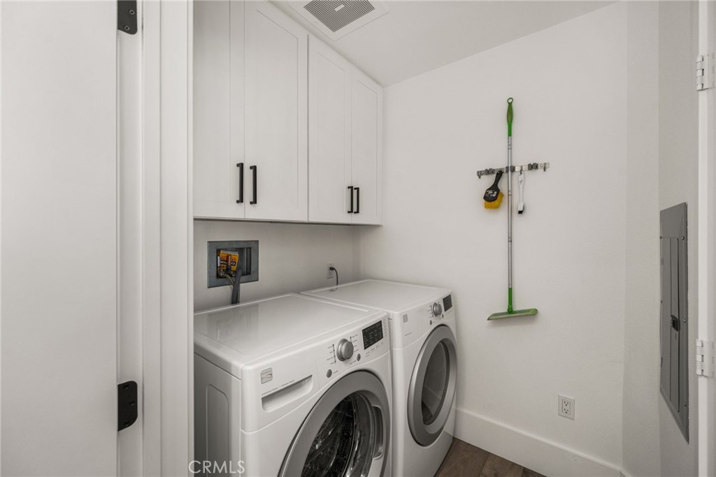 402 Rockefeller, Unit 315 Irvine, CA 92612 - Photo 31 of 47 Gallery Image 31