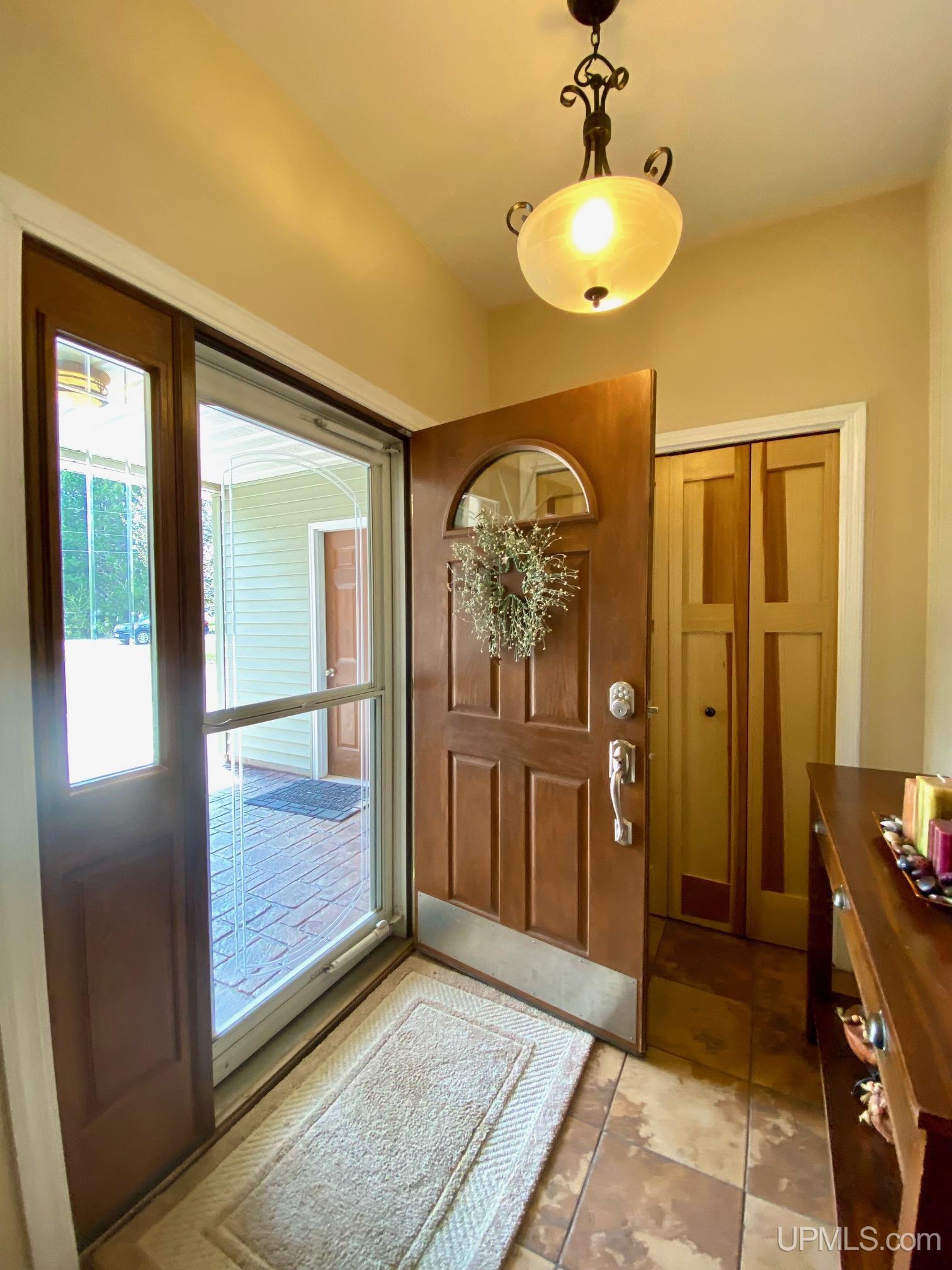 105 Ridge Lane Marquette, MI 49855 - Photo 9 of 78 Gallery Image 9