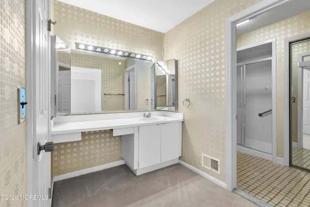 $599,999 | 13 Mountain Ridge Drive, Cedar Grove, NJ 07009