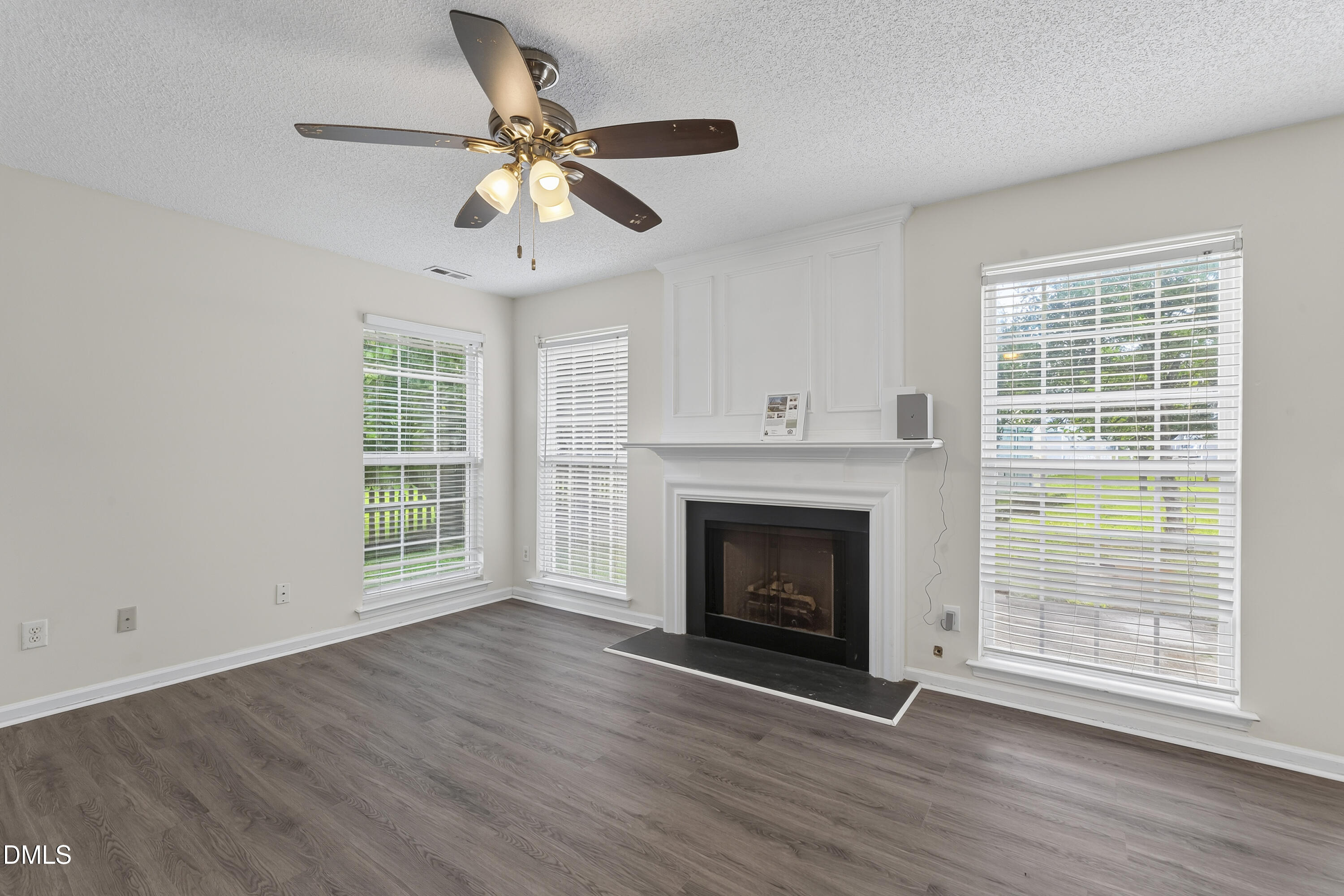 5115 Cardinal Grove Boulevard Raleigh, NC 27616 - Photo 17 of 47 photos_high_resolution_DSC03191