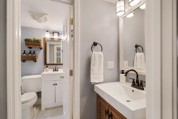 $758,000 | 345 Harvard Street, Unit 1E, Cambridge, MA 02138