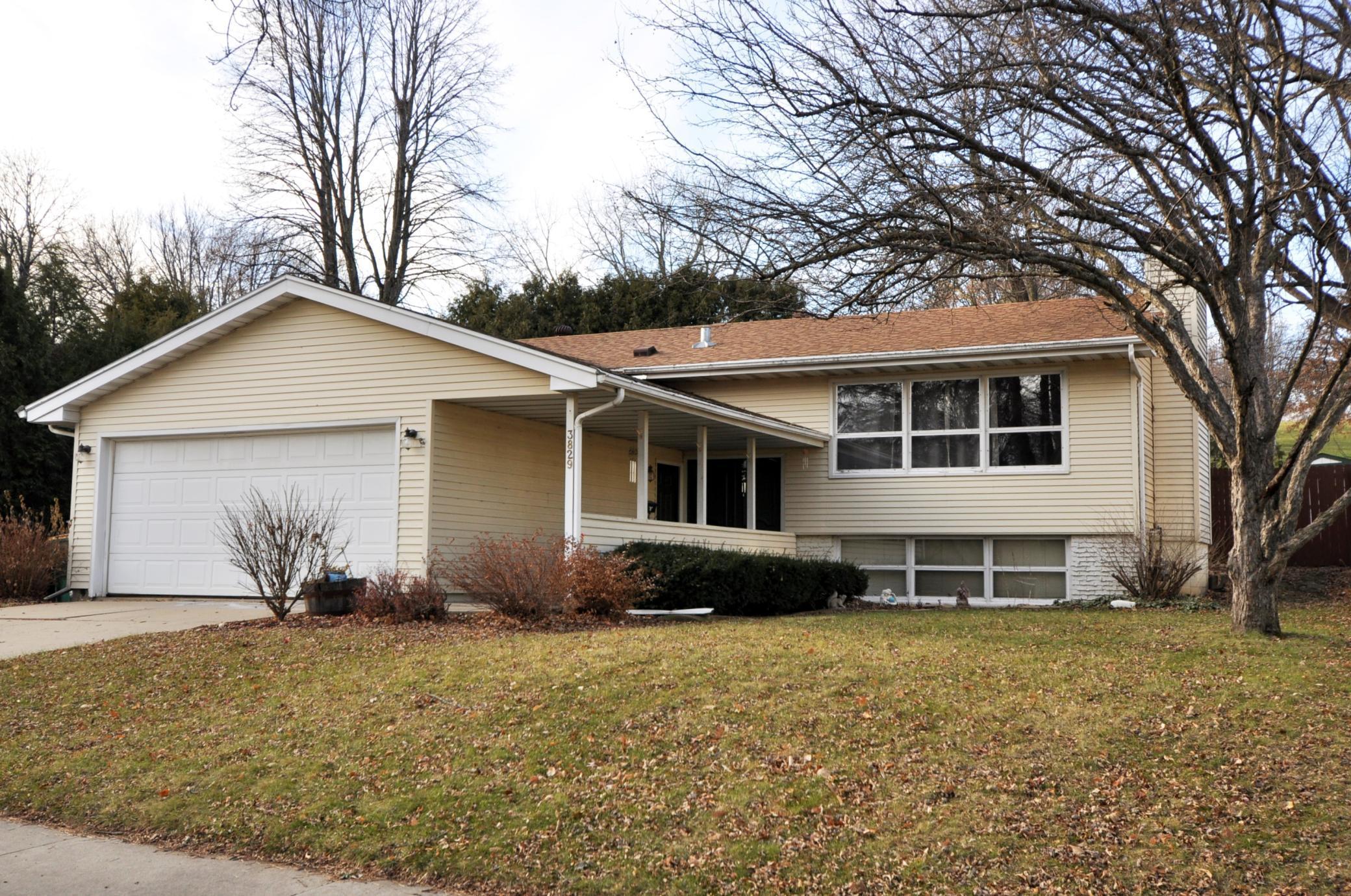 3829 2nd Street Northwest Rochester, MN 55901 - Photo 1 of 33