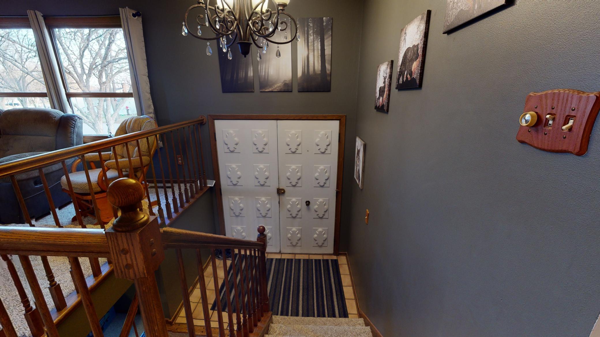 3829 2nd Street Northwest Rochester, MN 55901 - Photo 2 of 33