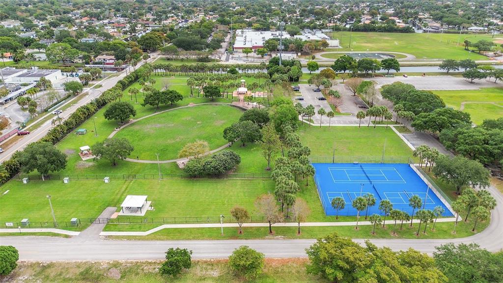 1480 Southwest 66th Terrace Plantation, FL 33317 - Photo 66 of 73