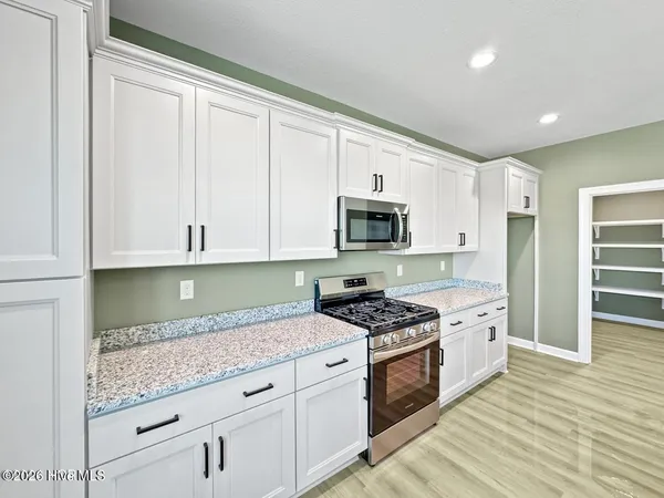 $479,900 | 305 Spinnaker Drive, Elizabeth City, NC 27909