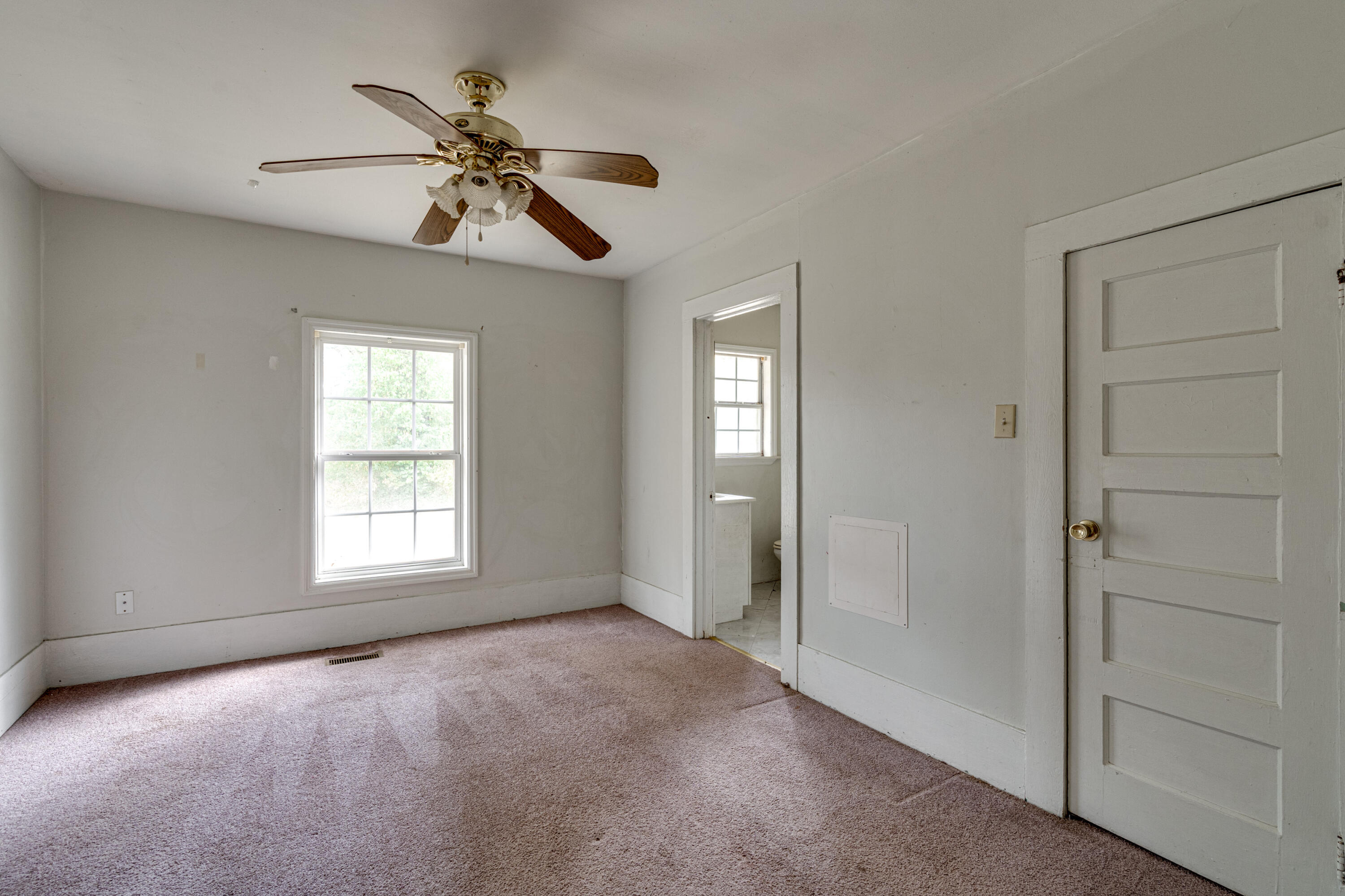 300 West 4th Street Jasper, TN 37347 - Photo 14 of 23 300 W 4th St-11