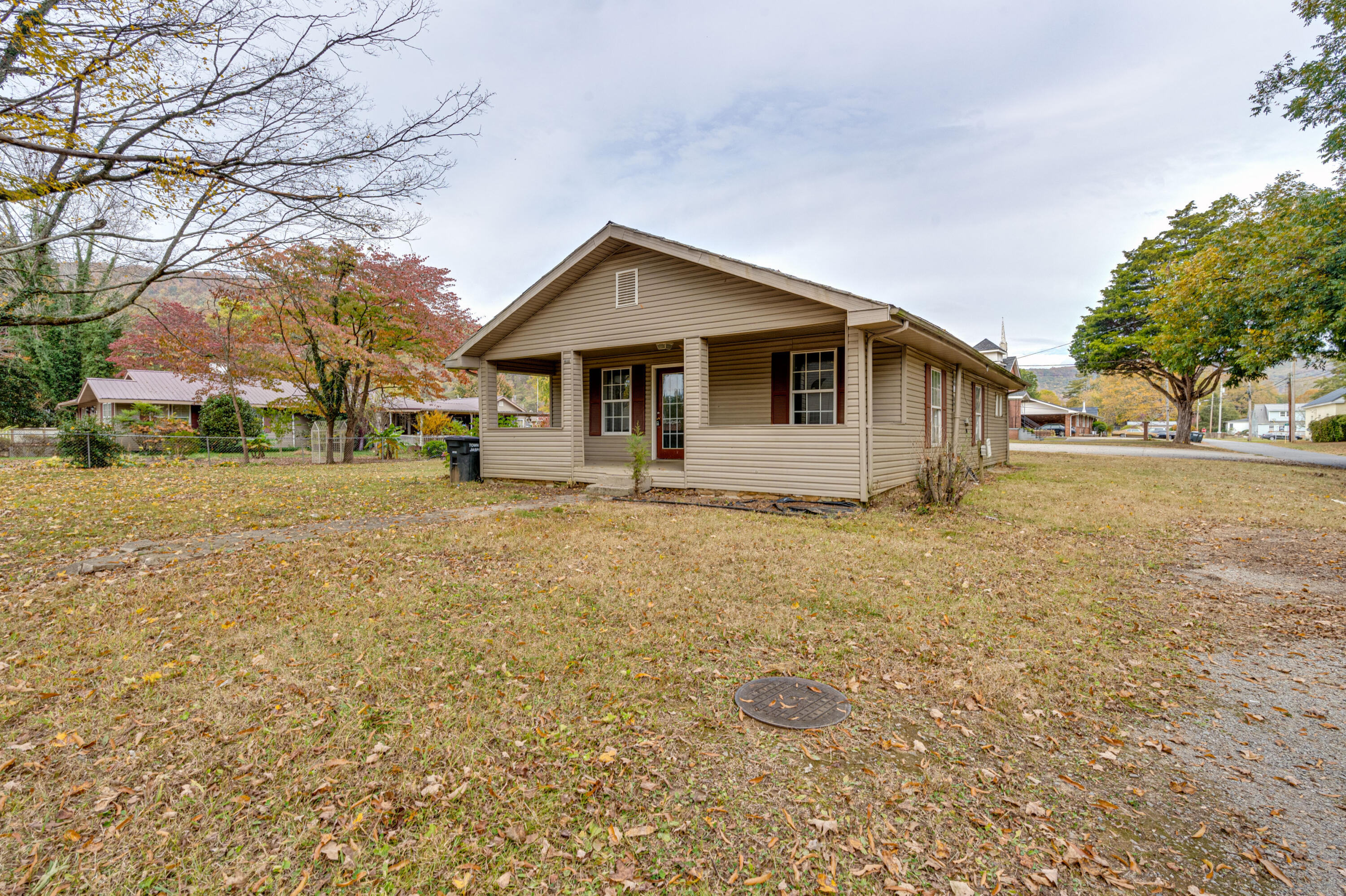 300 West 4th Street Jasper, TN 37347 - Photo 2 of 23 300 W 4th St-2