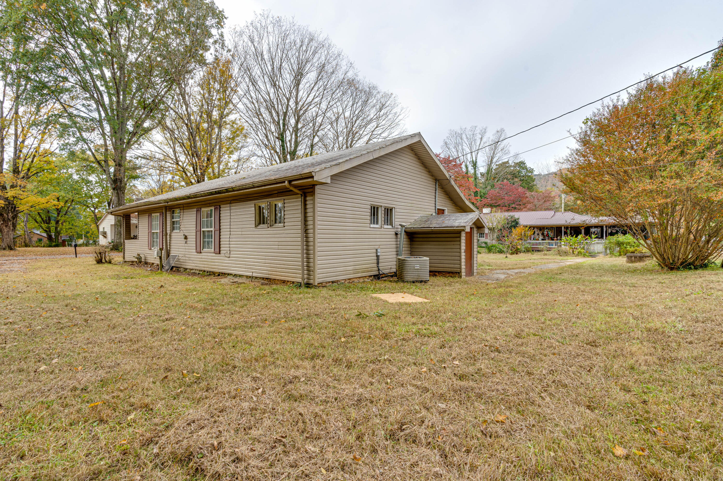 300 West 4th Street Jasper, TN 37347 - Photo 23 of 23 300 W 4th St-22