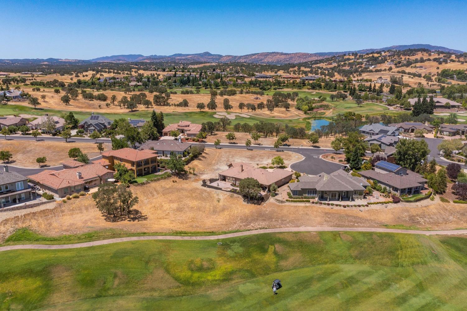 10 Flagstone Court, Unit 1 COPPER RIDGE 32 Copperopolis, CA 95228 - Photo 6 of 31 a view of a city