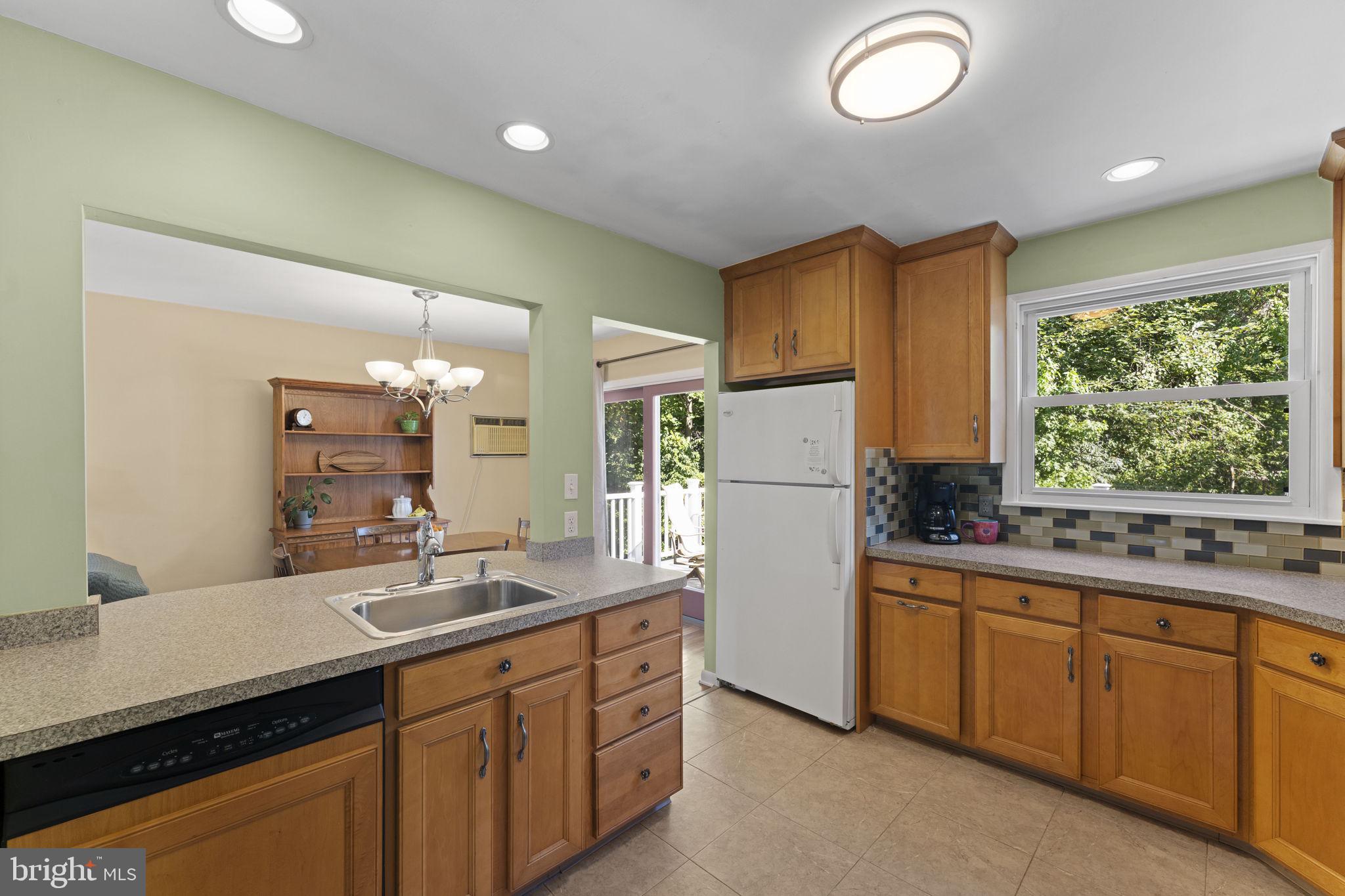 14 Broadale Road Doylestown, PA 18901 - Photo 10 of 30 Gallery Image 10