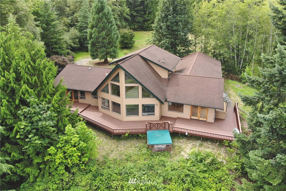 3993 East Grapeview Loop Road Grapeview, WA 98546 - Photo 2 of 25 Gallery Image 2
