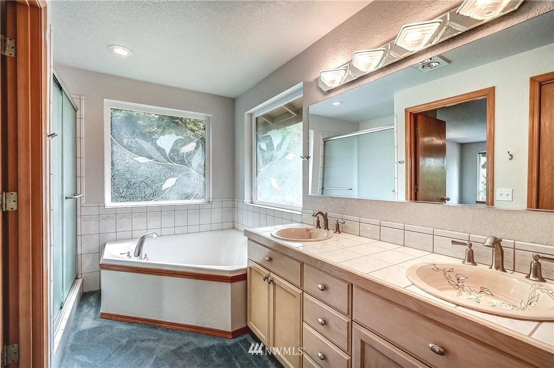 3993 East Grapeview Loop Road Grapeview, WA 98546 - Photo 16 of 25 Gallery Image 16