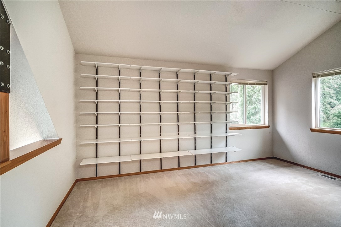 3993 East Grapeview Loop Road Grapeview, WA 98546 - Photo 19 of 25 Gallery Image 19