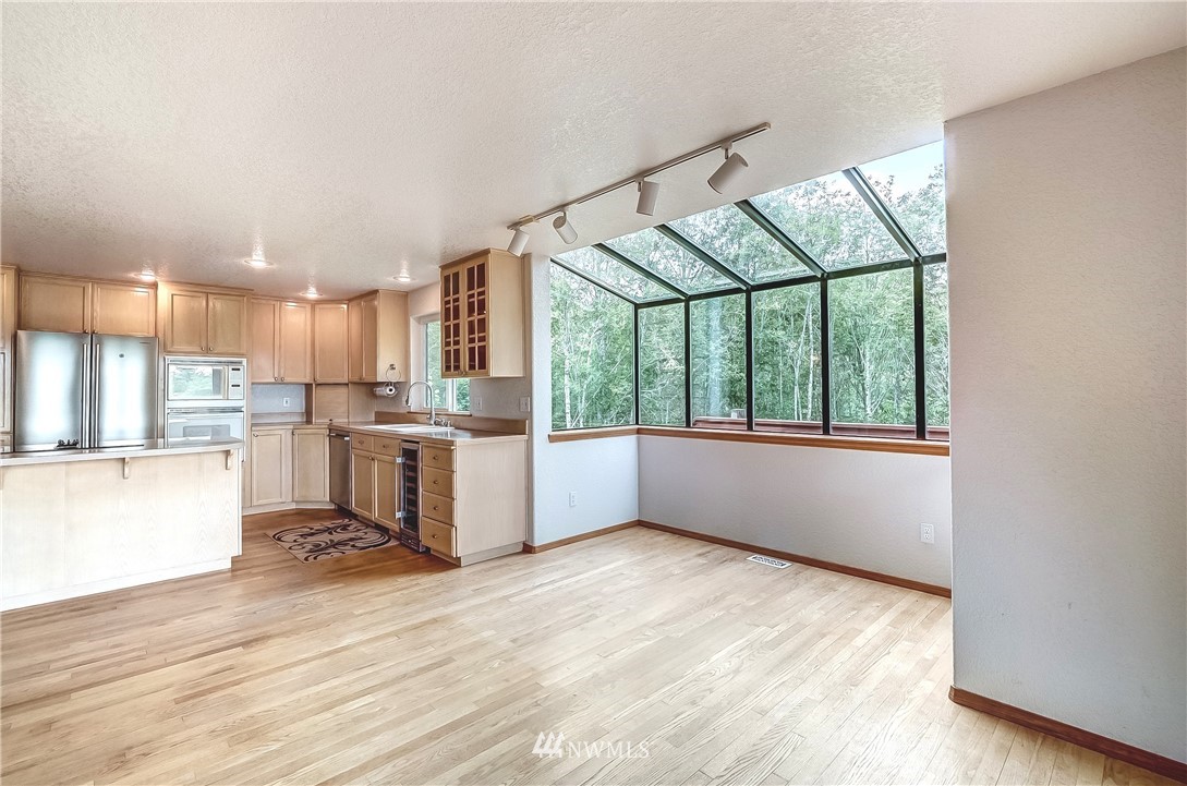 3993 East Grapeview Loop Road Grapeview, WA 98546 - Photo 8 of 25 Gallery Image 8