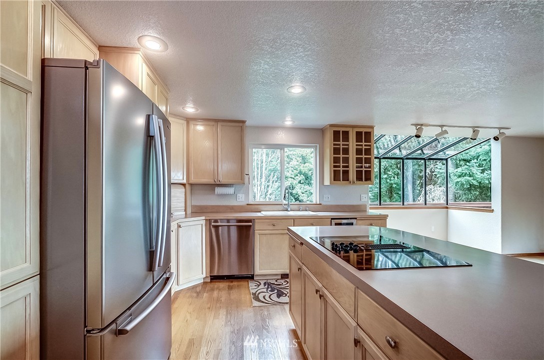 3993 East Grapeview Loop Road Grapeview, WA 98546 - Photo 10 of 25 Gallery Image 10