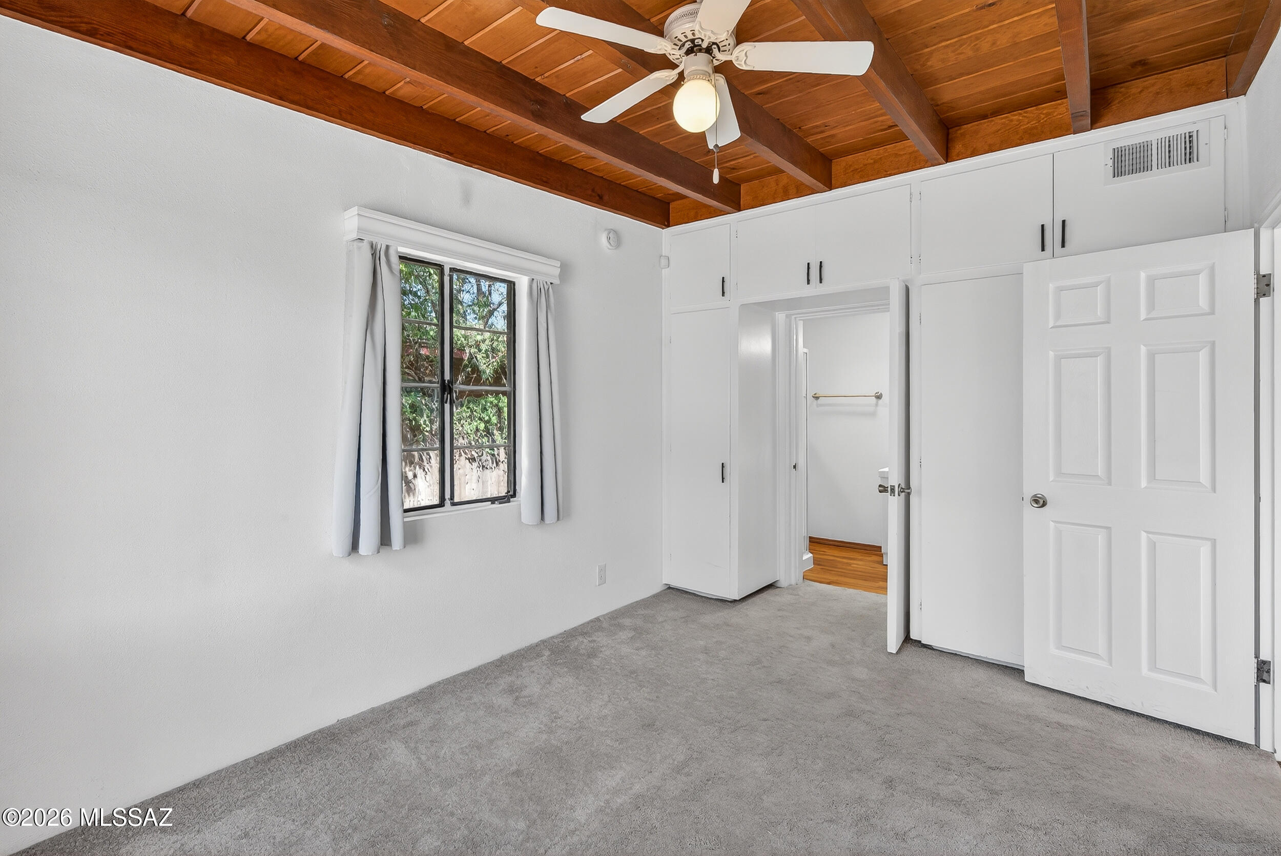 1412 East Spring Street Tucson, AZ 85719 - Photo 24 of 43 a view of an empty room with a window