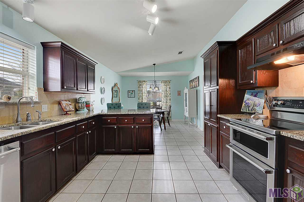 17552 Beckfield Avenue Baton Rouge, LA 70817 - Photo 6 of 11 Gallery Image 6