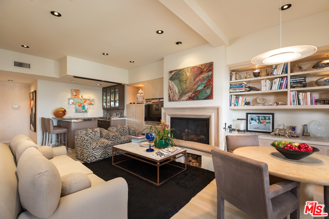 12473 Promontory Road Los Angeles, CA 90049 - Photo 13 of 48