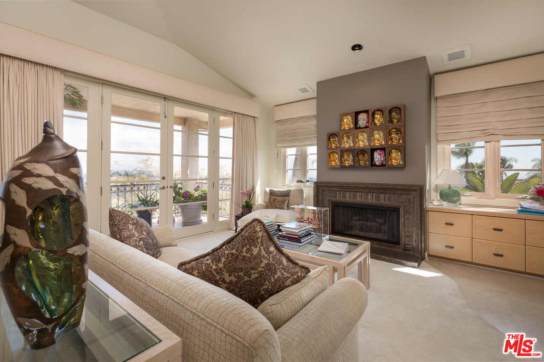 12473 Promontory Road Los Angeles, CA 90049 - Photo 28 of 48