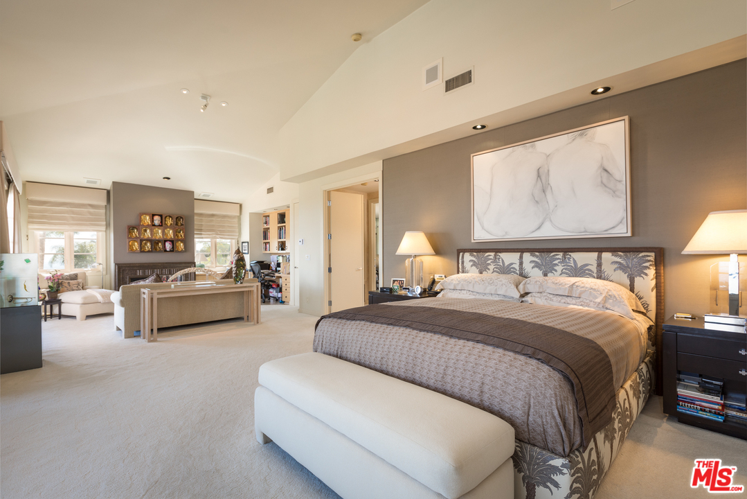 12473 Promontory Road Los Angeles, CA 90049 - Photo 30 of 48